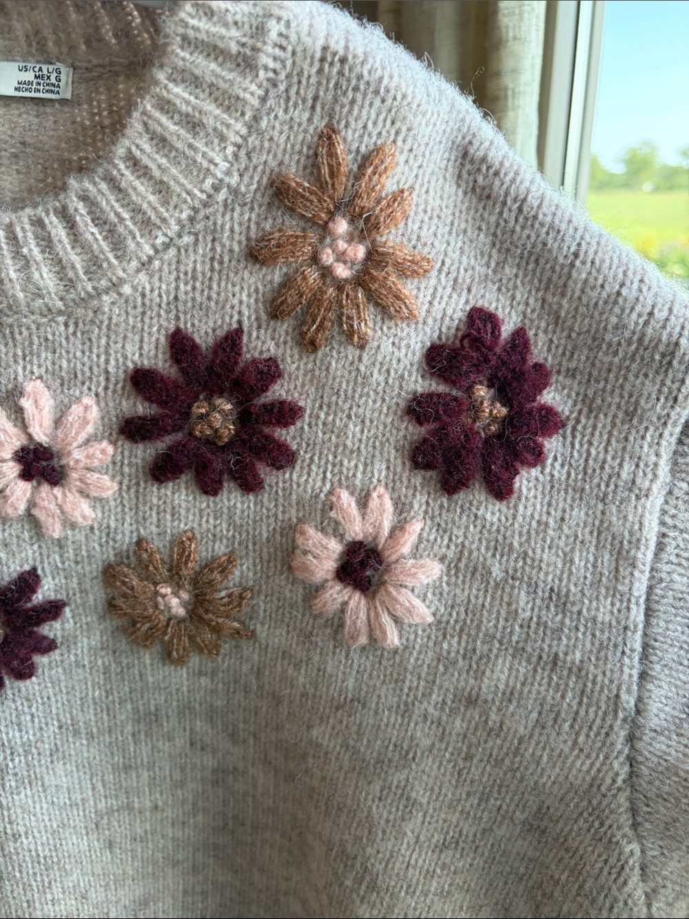 Black Tape Crewneck Floral Applique Sweater - Picture 4 of 6